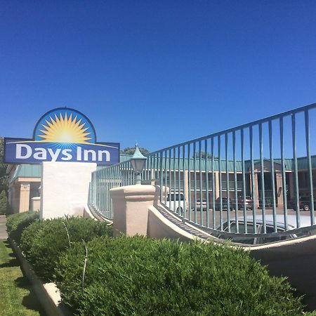 Days Inn By Wyndham Дуранго Екстериор снимка